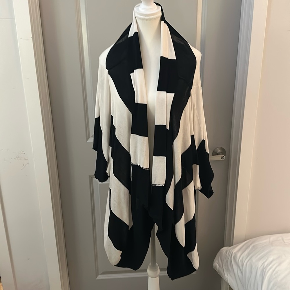 Short Sleeve navy and white long cover up